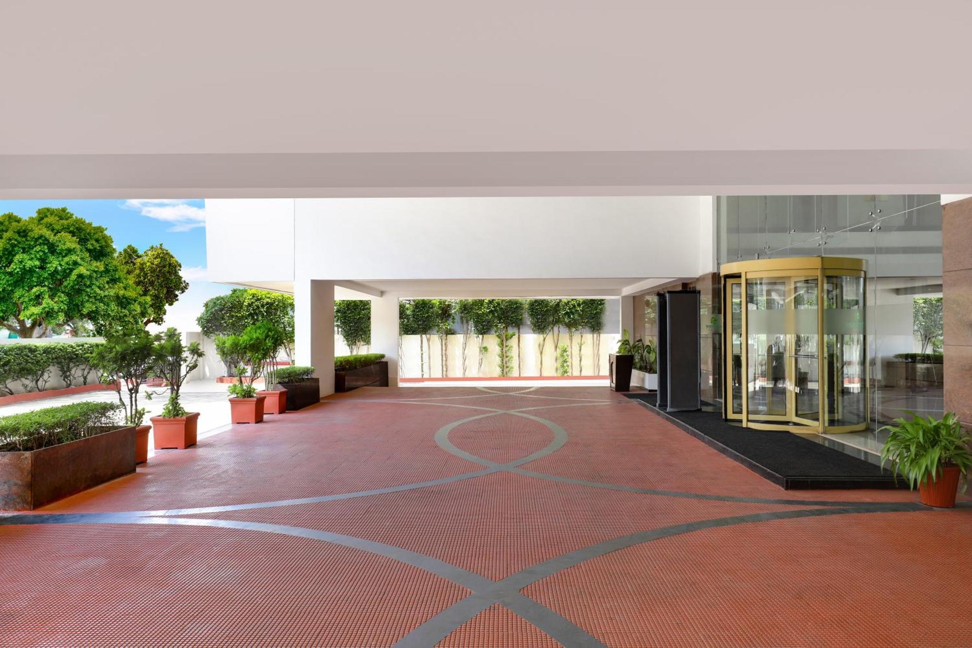 Lemon Tree Hotel, Индаур Экстерьер фото