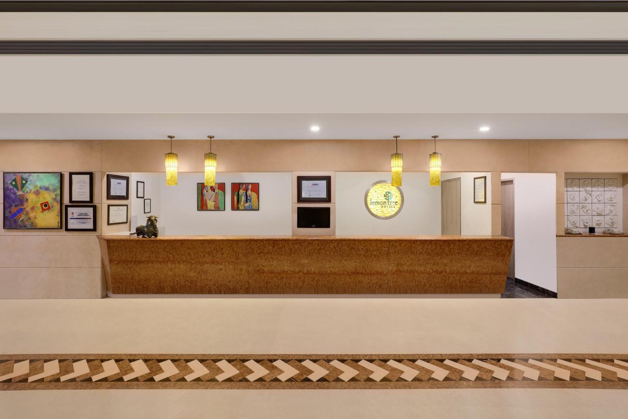 Lemon Tree Hotel, Индаур Экстерьер фото