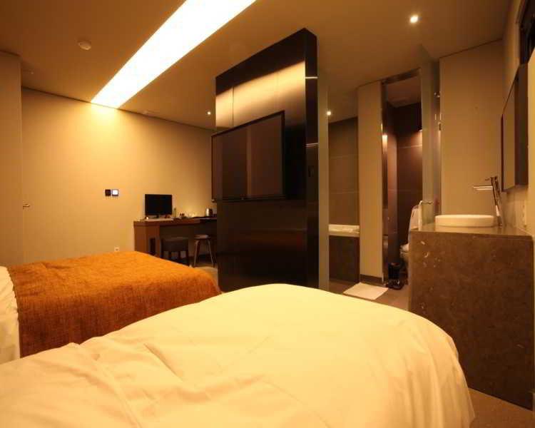 Lemon Tree Hotel, Индаур Экстерьер фото