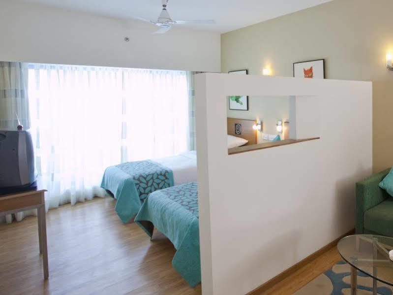 Lemon Tree Hotel, Индаур Экстерьер фото