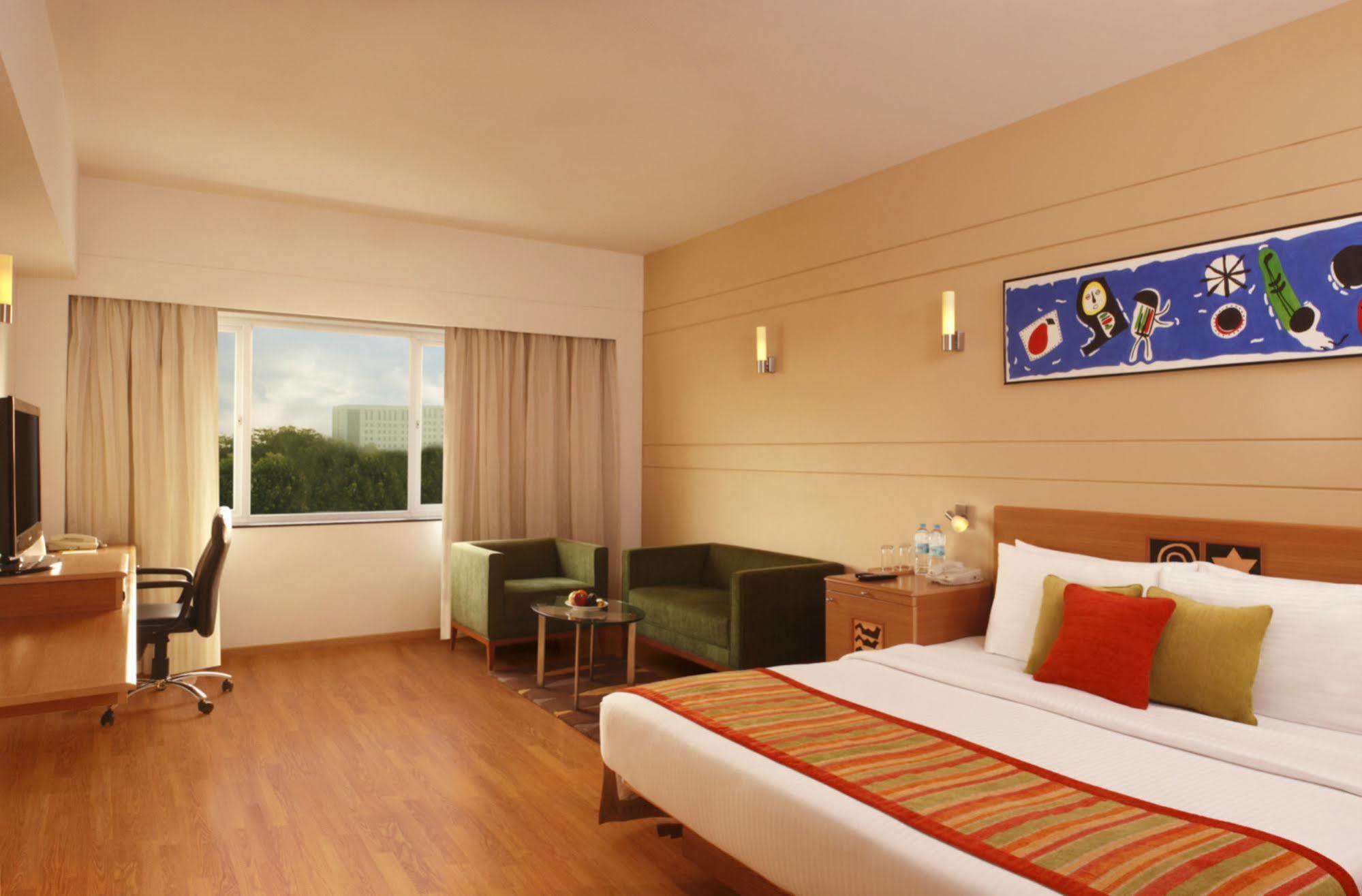 Lemon Tree Hotel, Индаур Экстерьер фото