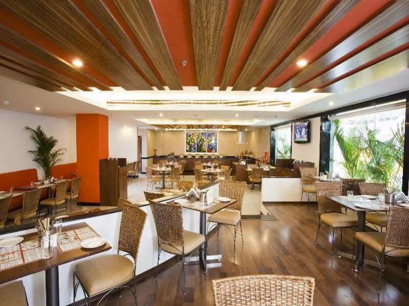 Lemon Tree Hotel, Индаур Экстерьер фото